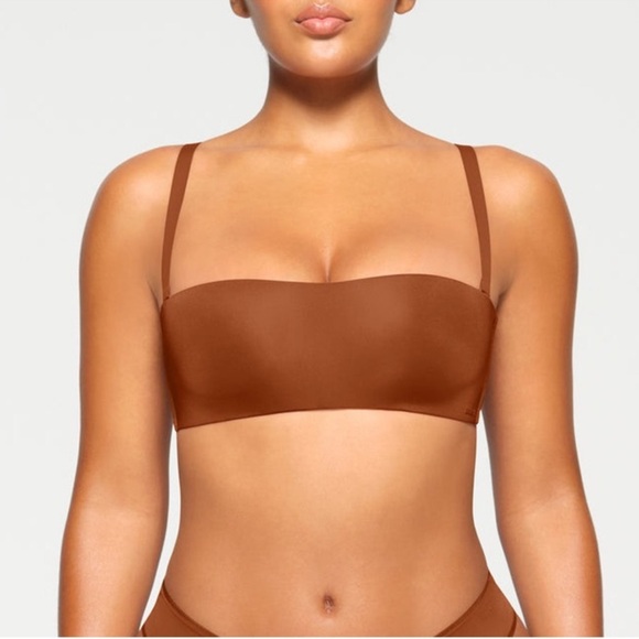 SKIMS Wireless Strapless Bra - Bronze 32C - Picture 1 of 6